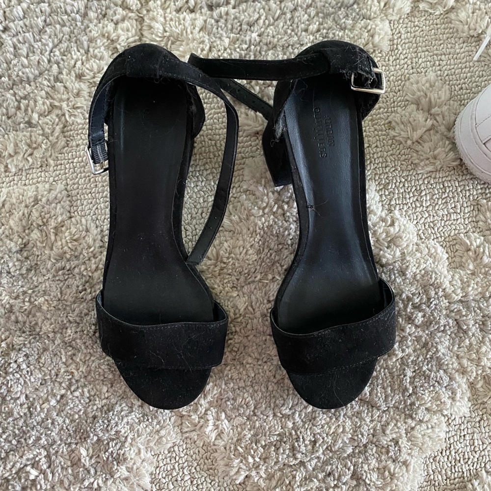 Black sandals